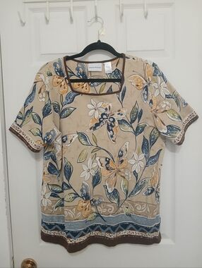 Alfred Dunner Floral Butterfly Print Short Sleeve Top Tee T-shirt